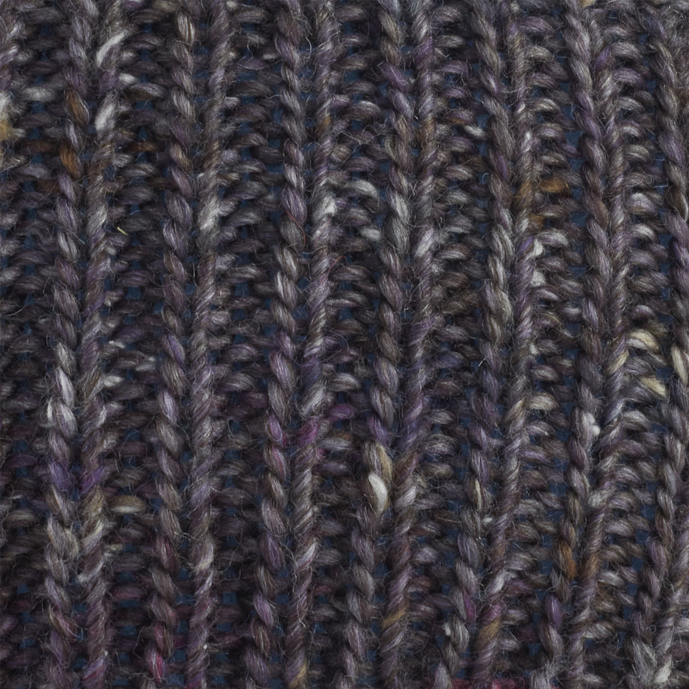 50635 amethyst detail